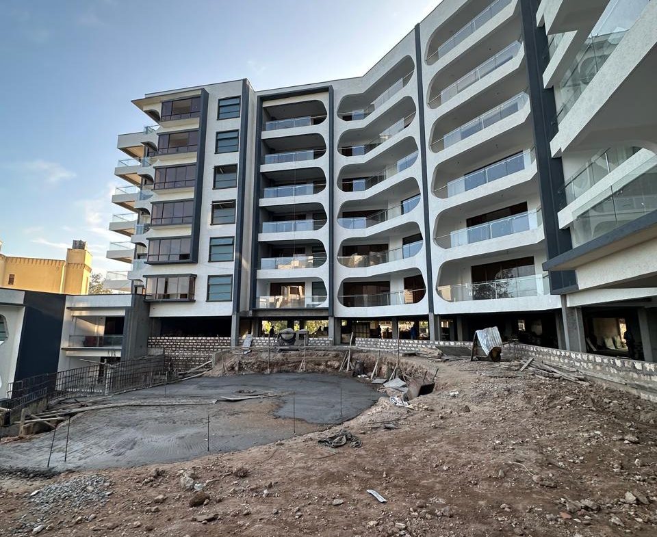 4BR Maisonette in Rosslyn Riviera Mall for Sale