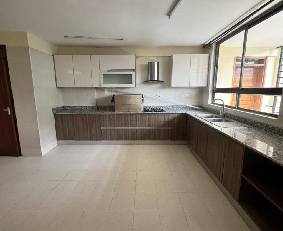 2BR Townhouse in Hazina Estate for Rent