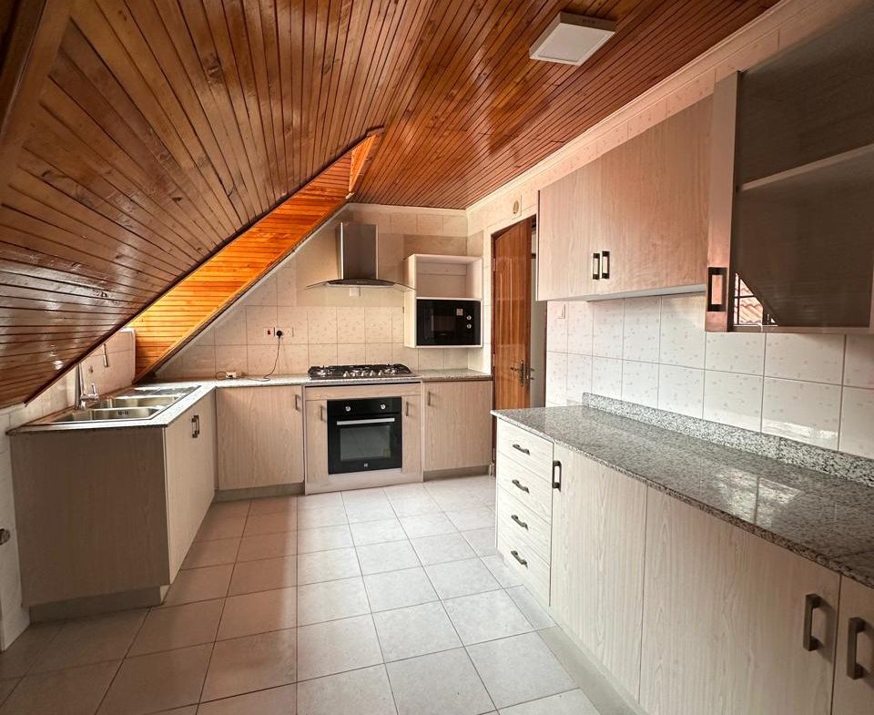 4BR Villa in Marsabit for Sale