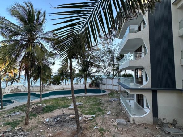 4BR Bungalow in City Park for Rent