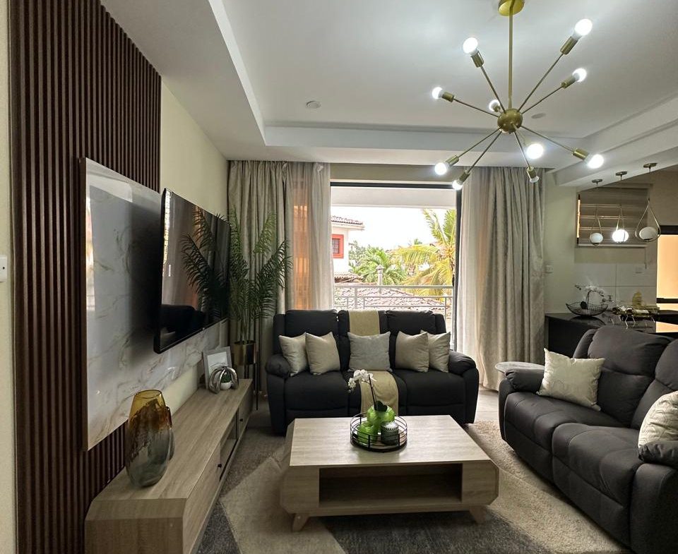 2BR Apartment in Thome Estate for Rent