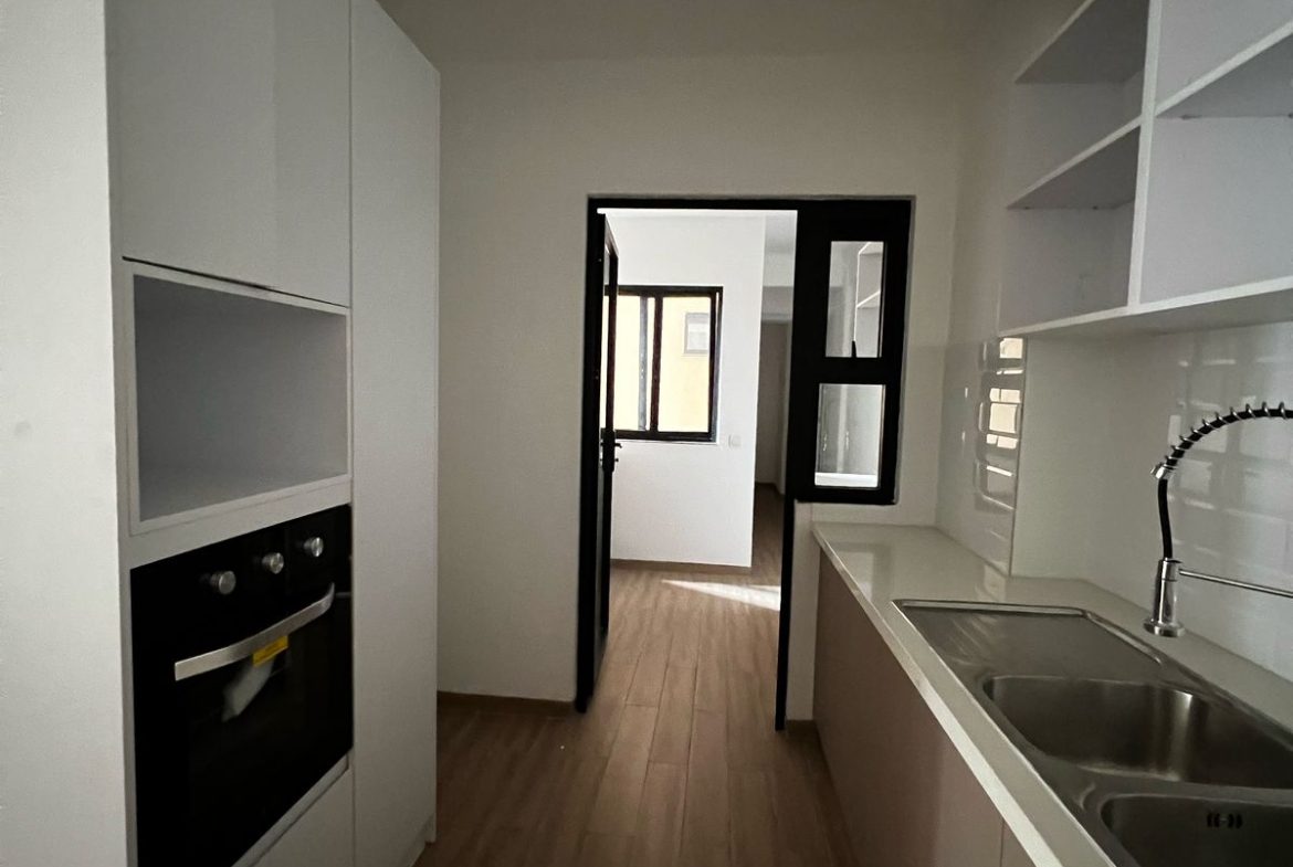 5BR House in Riara Road for Rent