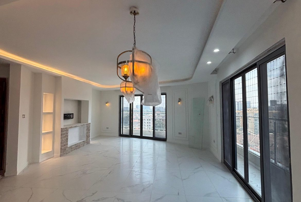 2BR Maisonette in Hamza for Rent