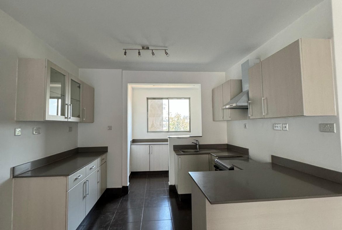 2BR Bungalow in Fourways Junction Estate for Rent