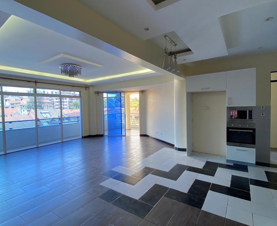 3BR Maisonette in Ridgeways for Rent