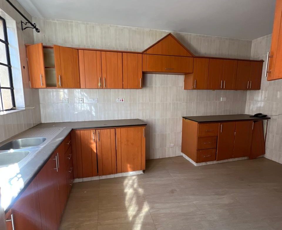 4BR Villa in Samburu for Sale