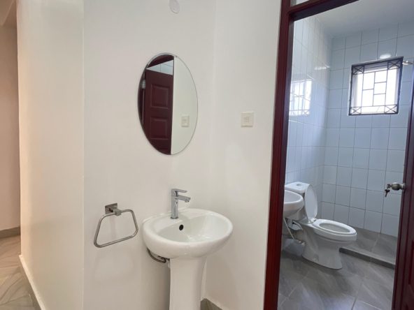 2BR Maisonette in Kiamaiko for Sale