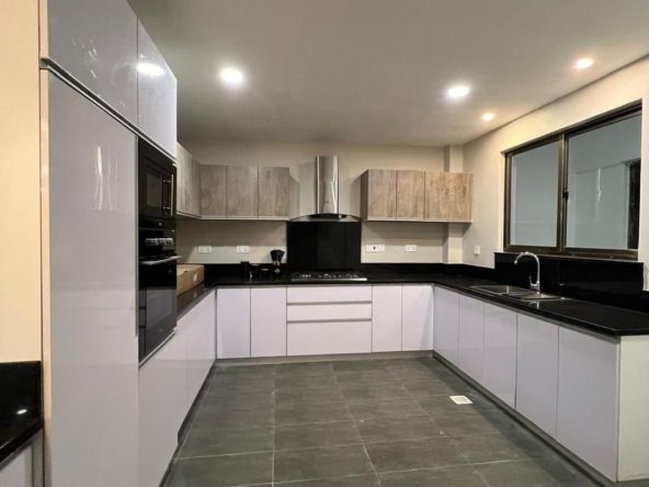 4BR Townhouse in Nairobi Chapel for Sale