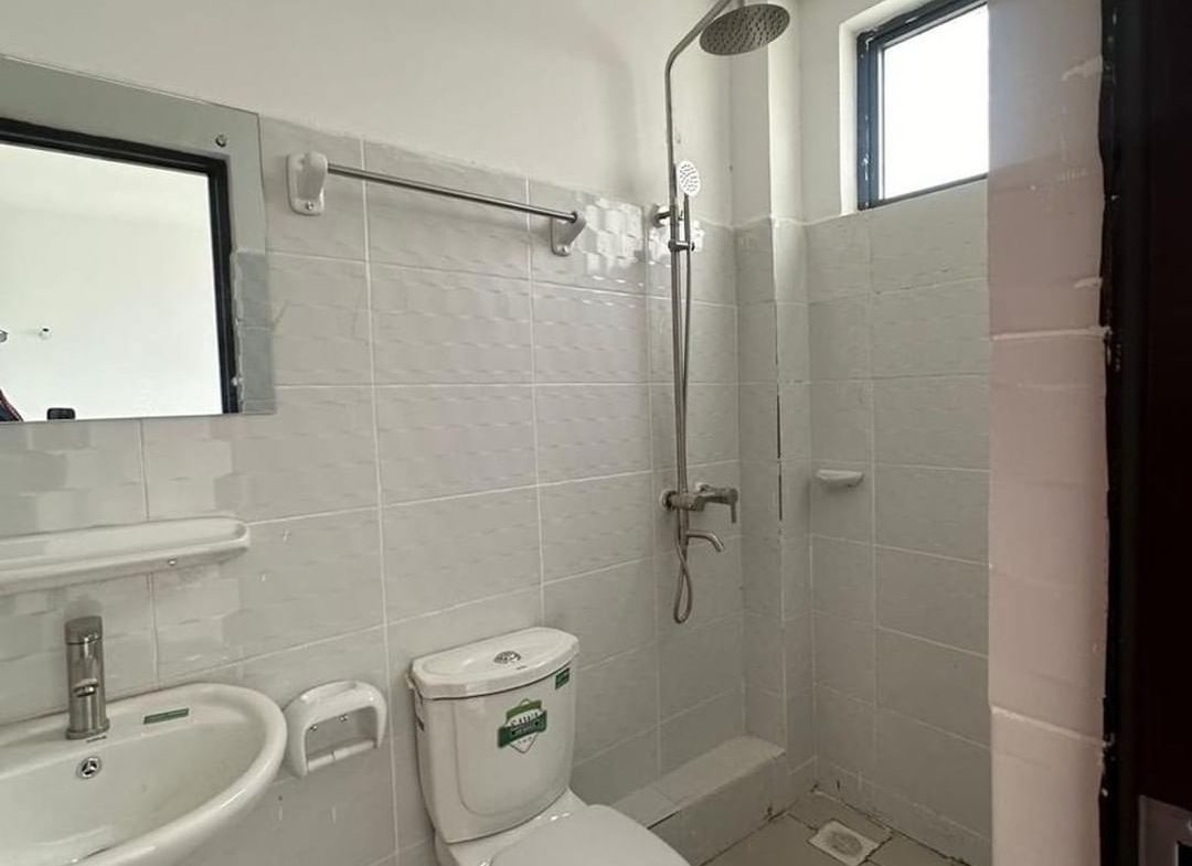 3BR Bungalow in Ridgeways for Rent