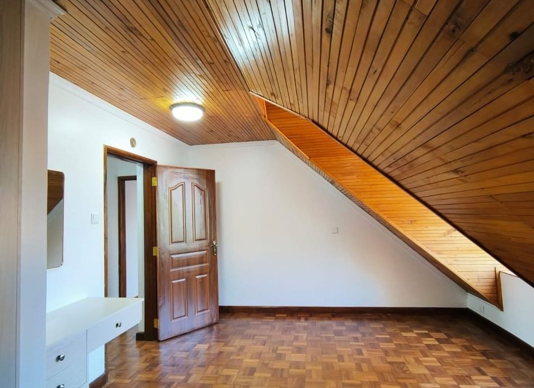 5BR Villa in Hazina Estate for Sale