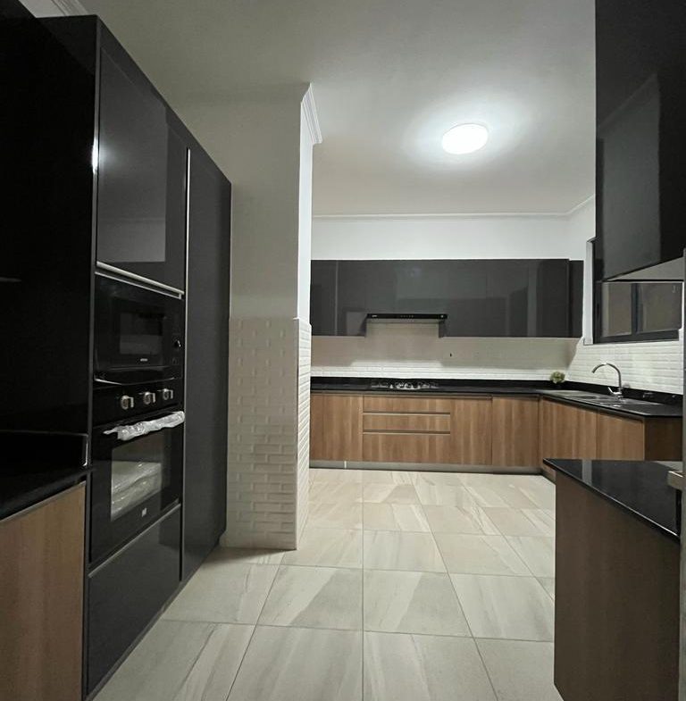 2BR Apartment in Mowlem for Rent