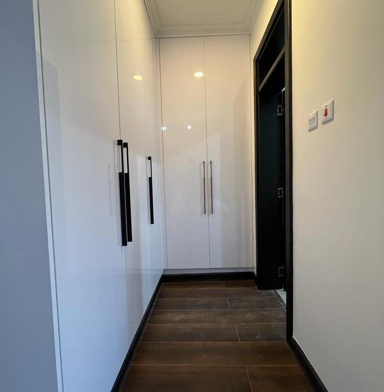 2BR Maisonette in Mowlem for Sale