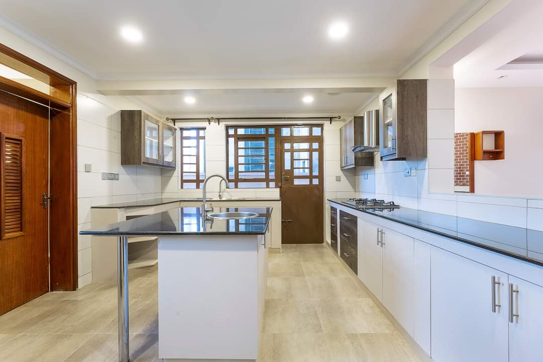 2BR Townhouse in Mugumo Ini Langata for Sale