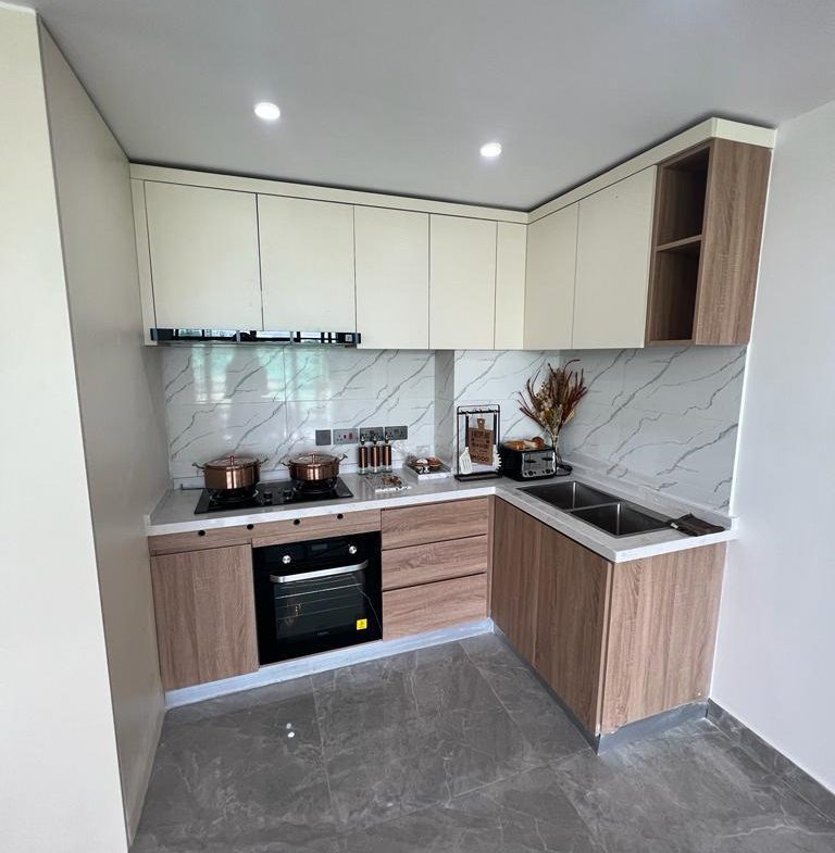 3BR Villa in Sarang Ombe for Sale